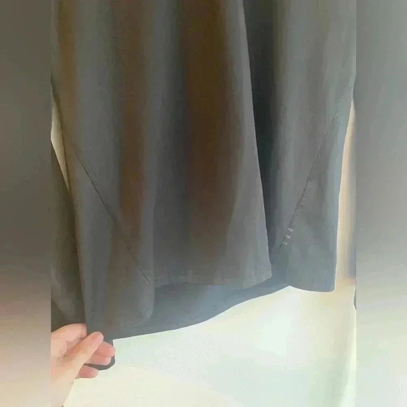 Tahari 1/4 Zip Pullover Black Size Small Activewear Techwear Sport Long Sleeve - Picture 6 of 10